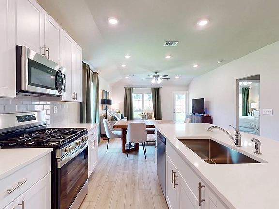 7th image of this home