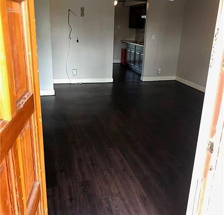 2nd image of 4120 Woodside Dr
