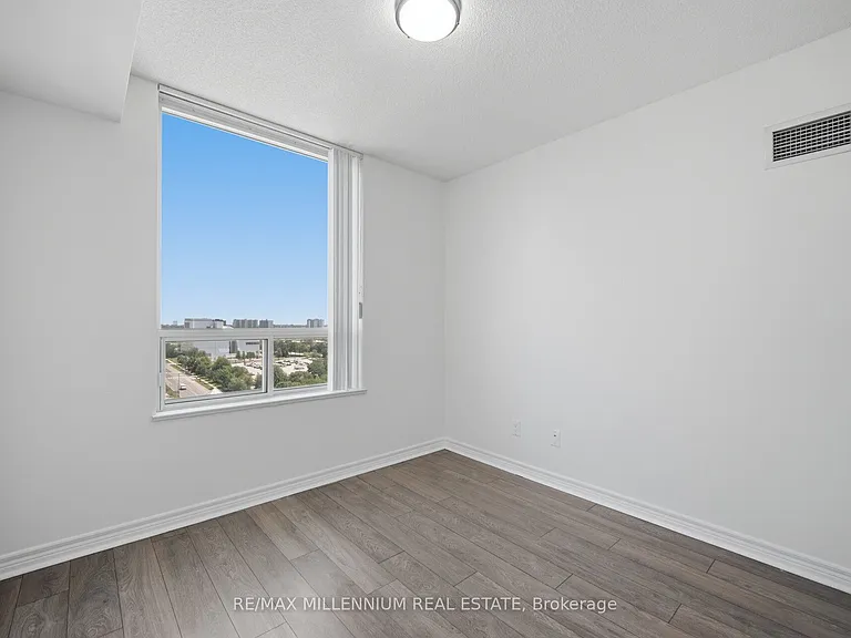 68 Corporate Dr #1532 — Photo 25
