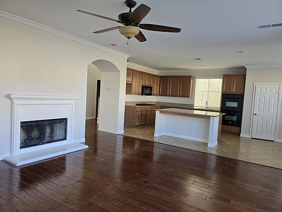 3rd image of 35674 Bovard St