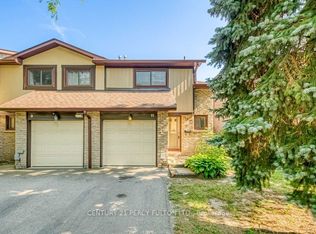 11 Fundy Bay Blvd, Toronto, ON M1W 3A1