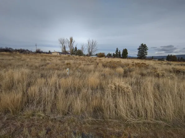 Cloutier Dr #42, Chiloquin, OR 97624