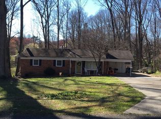 308 Tanbark Ct, Kernersville, NC 27284