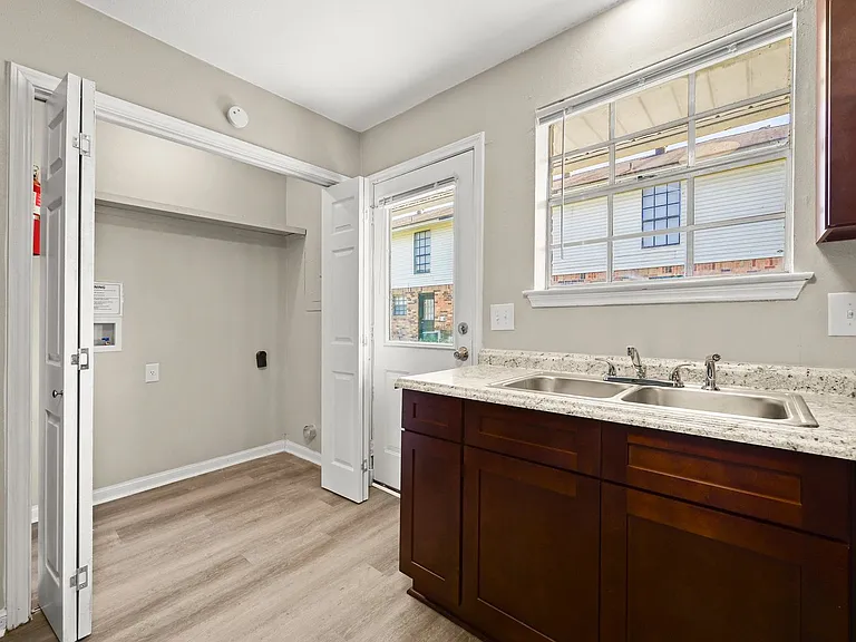 12023 Roddy Rd #2 — Photo 10