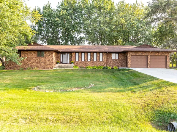 408 22nd St, Boone, IA 50036