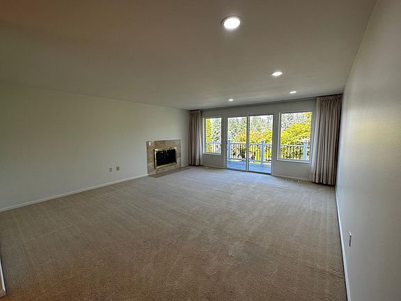2nd image of 1809 180th Ave NE