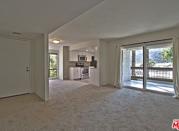3rd image of 5225 E Waverly Dr Unit 70