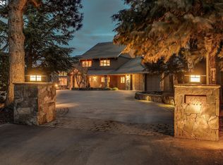 865 Foxley Rd, Hood River, OR 97031