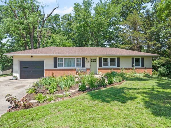 3709 Evergreen Ln
