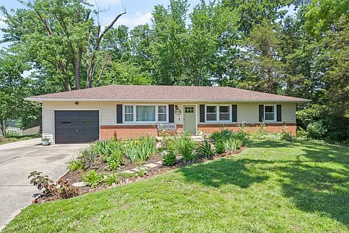 3709 Evergreen Ln Photo 1