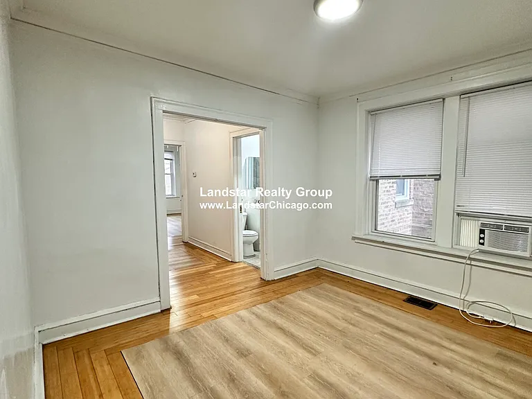 6304 N Oakley Ave #1 — Photo 9