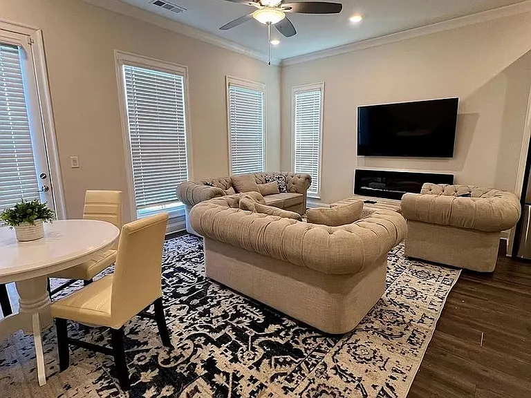 1825 La Dawn Ln NW — Photo 10