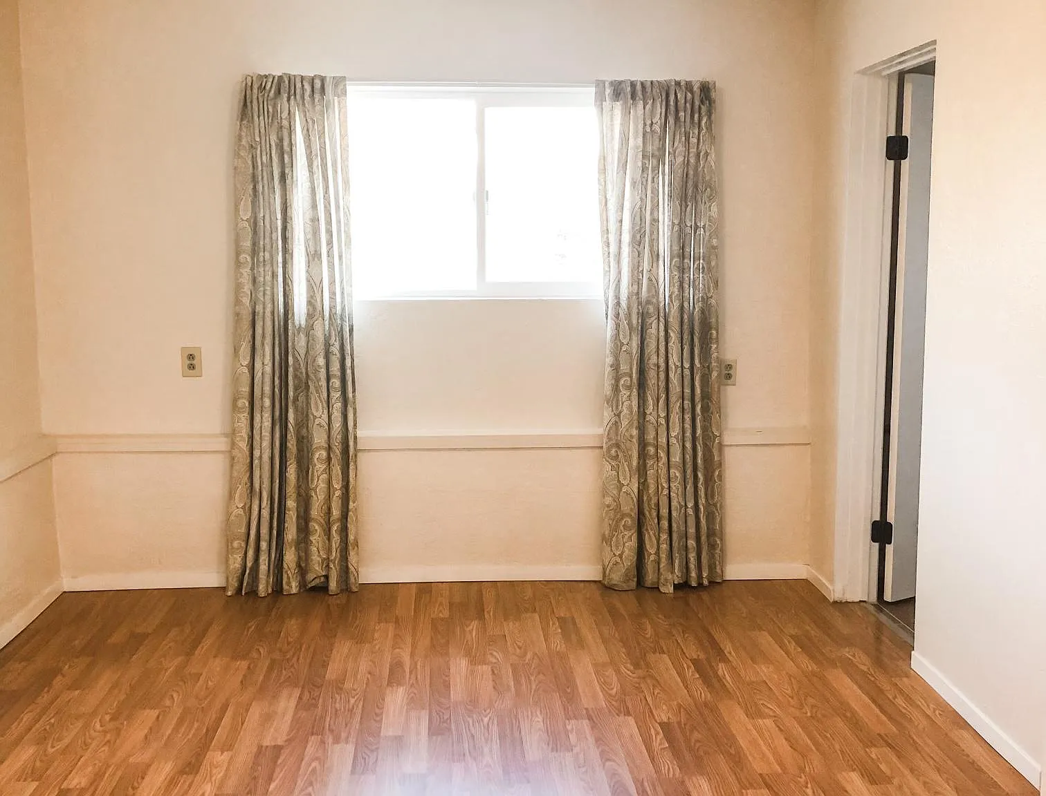8904 Bell Ct — Photo 4