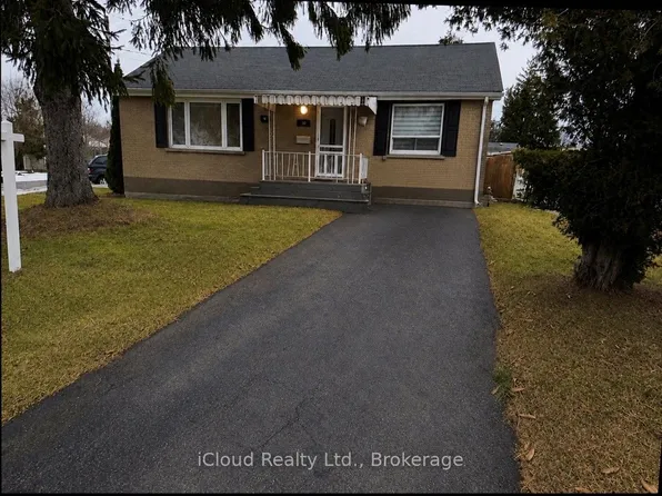 38 Kawartha Ave, Oshawa, ON L1H 3Y8