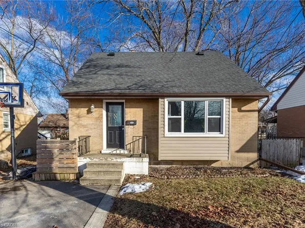 36 Blair Ave, Hamilton, ON L8H 6E7