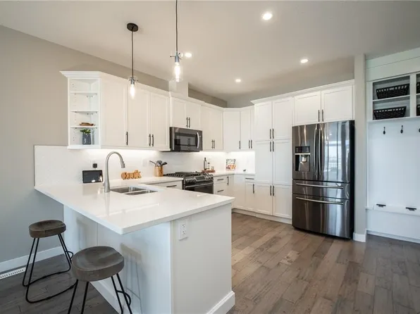 4403 N 67a Ave #1107, Olds, AB T4H 0B9