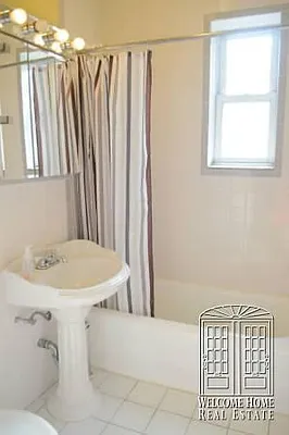 Rented by Welcome Home Real Estate | media 35