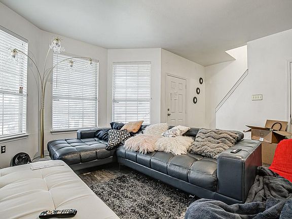 5th image of 4905 Las Lomas Dr