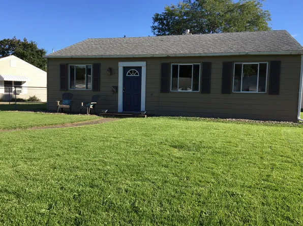 3704 13th Ave, Moline, IL 61265