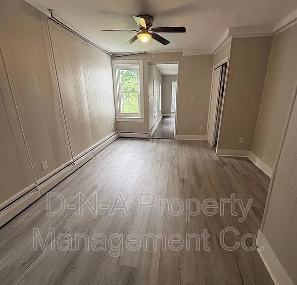 117 N 9th St #101 — Photo 4