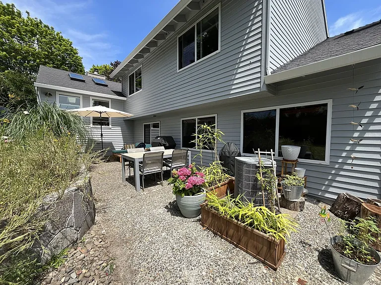 1195 NW 122nd Ave — Photo 56