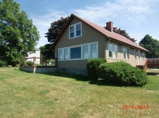 100 Northridge Rd, Ipswich, MA 01938