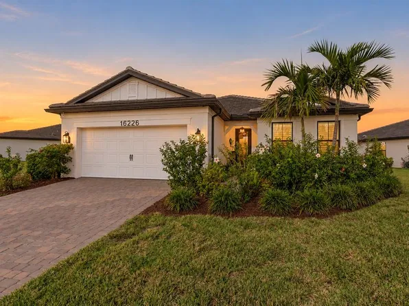 16226 HIDDEN OAK LOOP, LAKEWOOD RANCH, FL 34211
