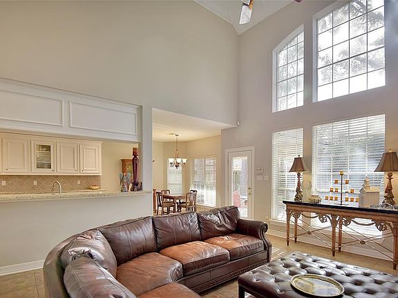 5th image of 13419 Tallow Glen Ln