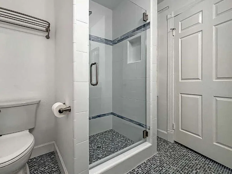7422 Seastar Dr #4 — Photo 12