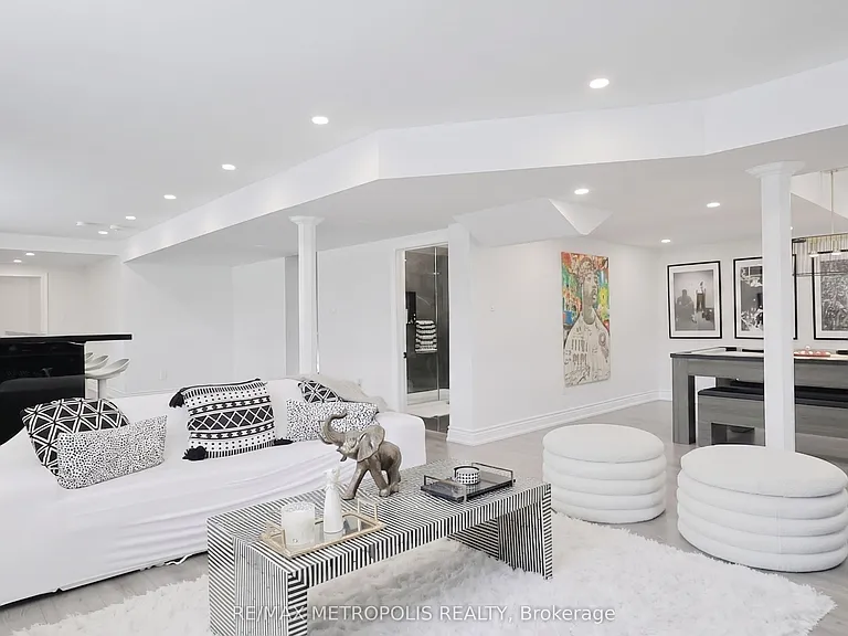 2425 Hibiscus Dr #BASEMENT — Photo 5