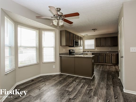 5th image of 868 Windy Hill Ln