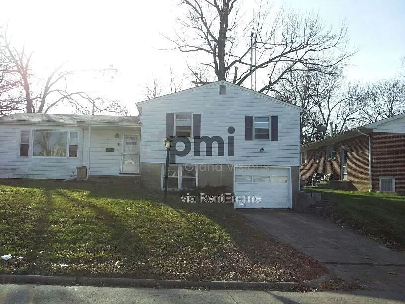 2317 W Ramsey Dr photo 1
