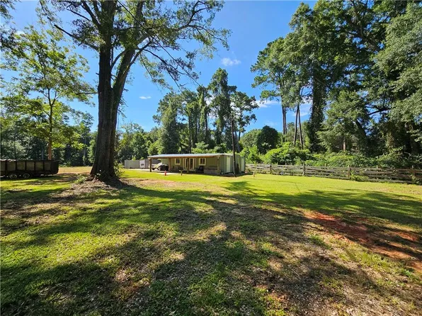 3150 Laurendine Rd, Theodore, AL 36582