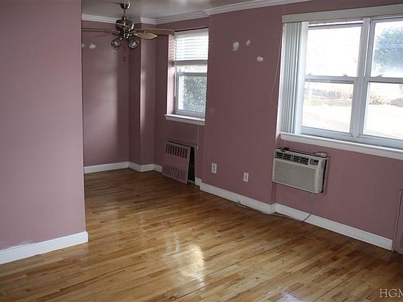4th image of 377 N Broadway APT 217