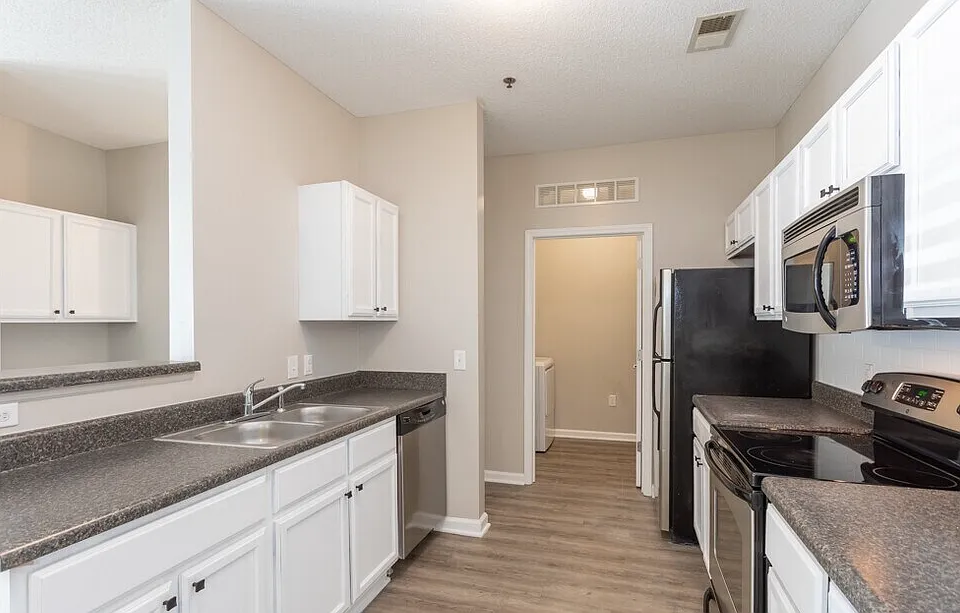 Magnolia House Apartments