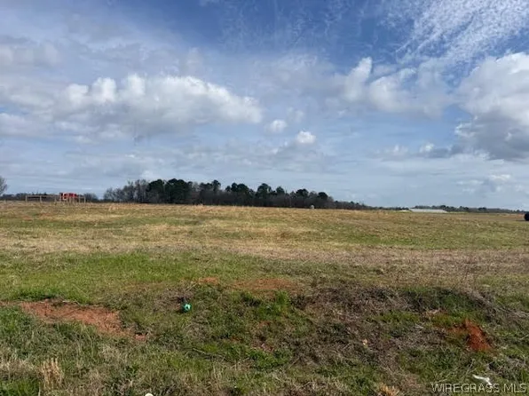 10 County Road 711, Enterprise, AL 36330