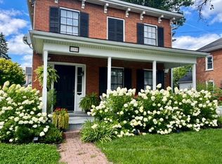 110 Bridge St W, Belleville, ON K8P1J6