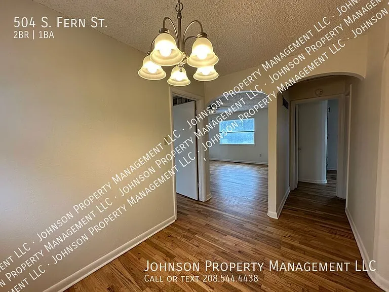 504 S Fern St — Photo 6