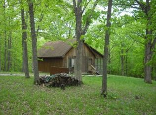 10090 N Hartley Rd, Hallsville, MO 65255