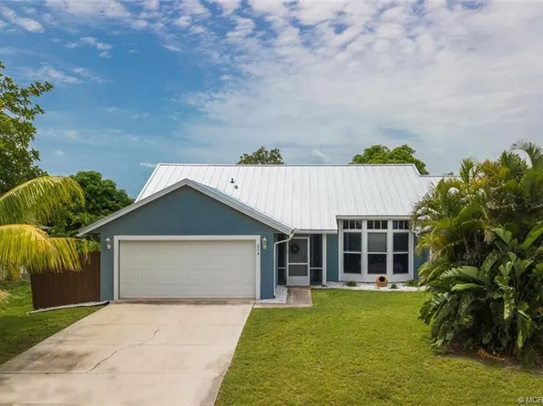 674 SW Sandbar Ter, Port Saint Lucie, FL 34953