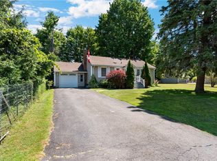 22 Brook Rd S, Cobourg, ON K9A4G1