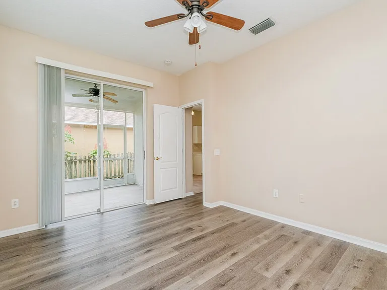 25402 Seven Rivers Cir — Photo 11