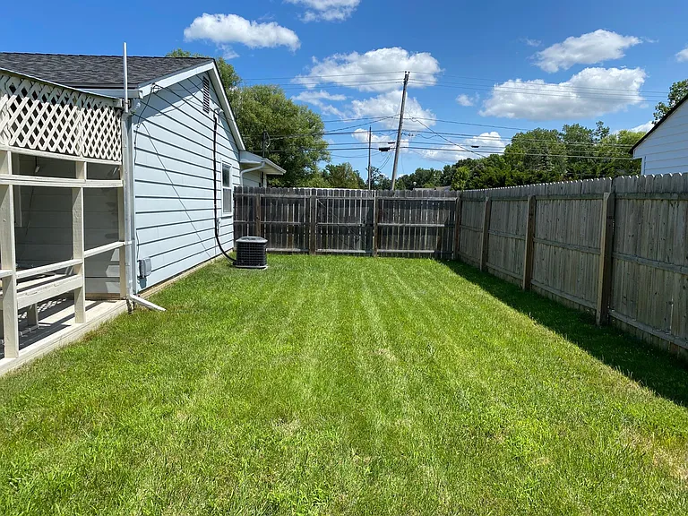 4150 Abbe Rd — Photo 23