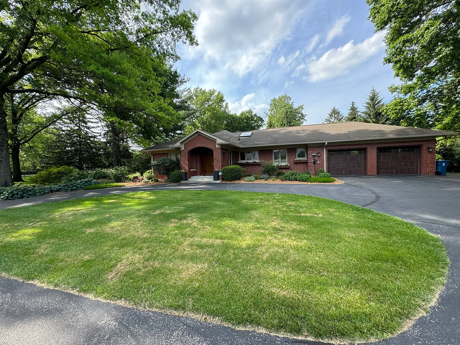 8181 Spring Mill Rd photo 1