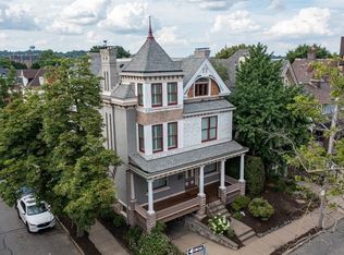 5601 Howe St, Pittsburgh, PA 15232