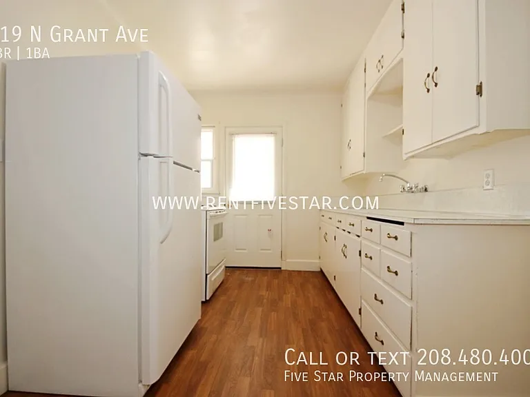 219 N Grant Ave — Photo 6