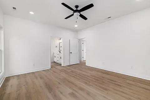 21239 Scuttle St — Photo 10