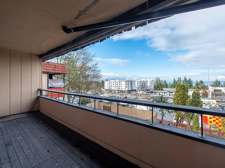 Vashon Vue — Photo 18
