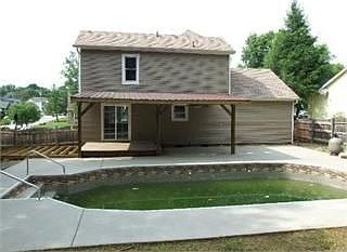 2nd image of 752 Summerdale Dr
