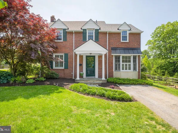 28 Crest Ave, Malvern, PA 19355